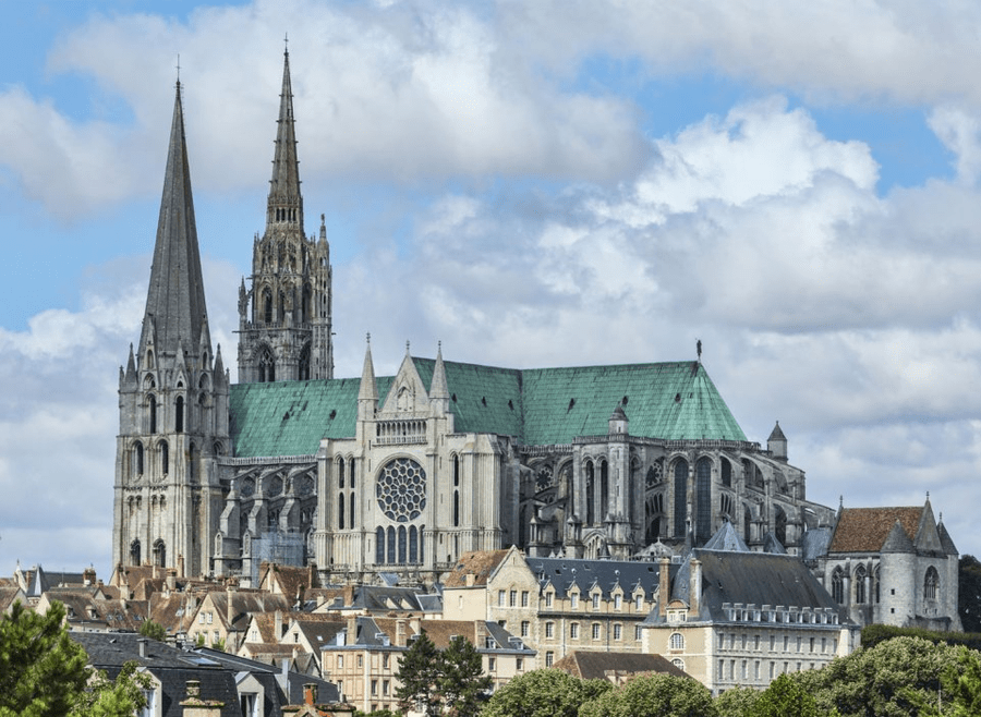 chartres cloitre cathedrale belle photo